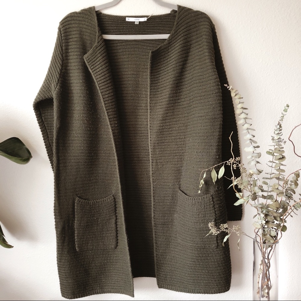 The perfect green cardigan